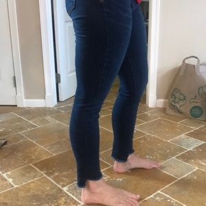 KUT FROM THE CLOTH ankle skinny fray step hem jean